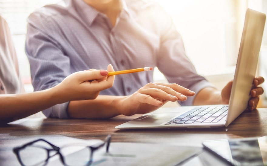 Un site web pour votre entreprise ? Voici les 5 questions les plus fréquentes !