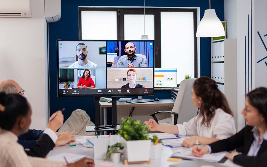 Efficiënt hybride vergaderen met slimme technologie Proximus