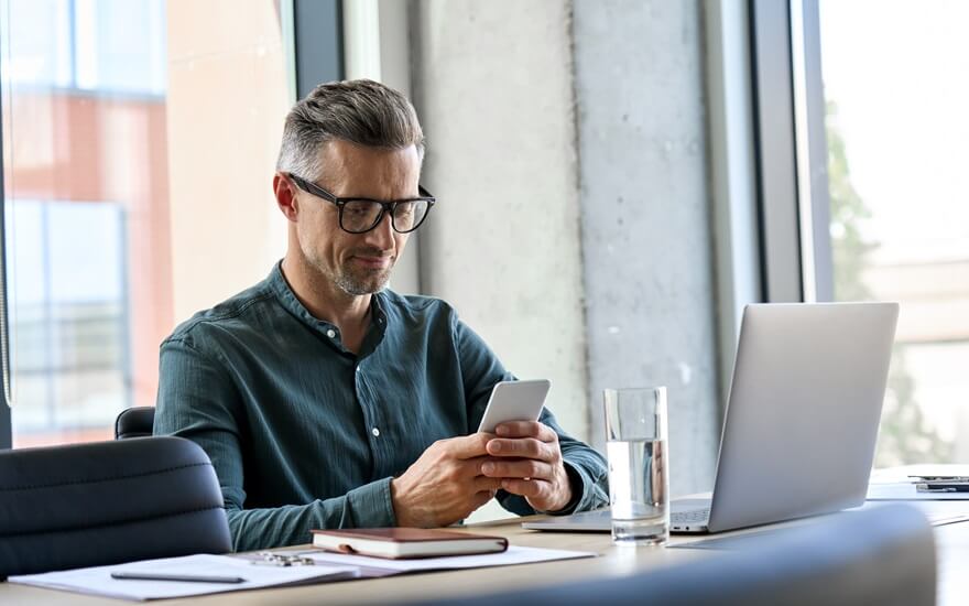 What is dual SIM and which smartphones have it?