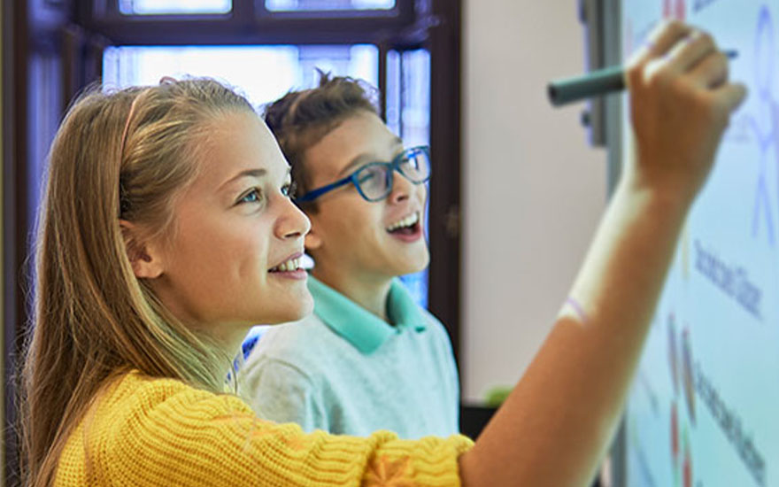 Schools go digital with Academic Connect!