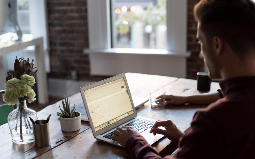 Hoe vindt u een geschikte freelancer?