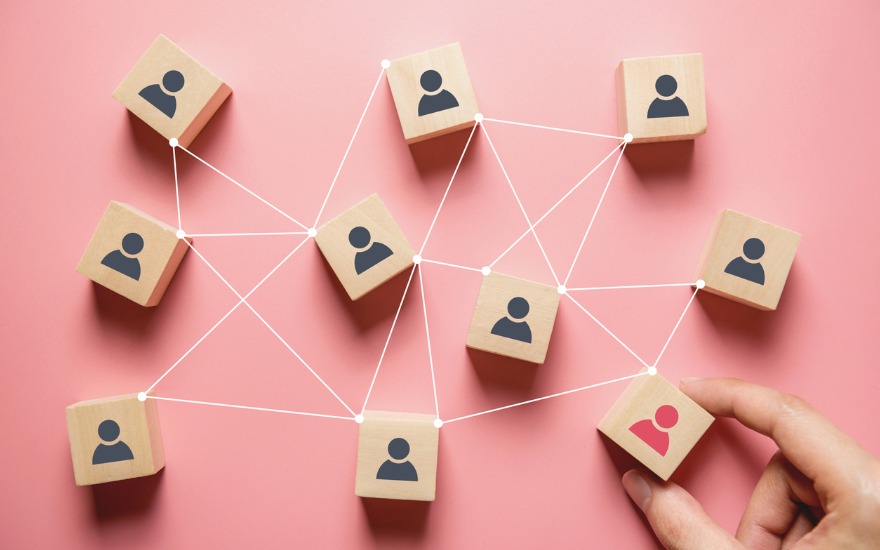 Start ik een éénmanszaak of een vennootschap?