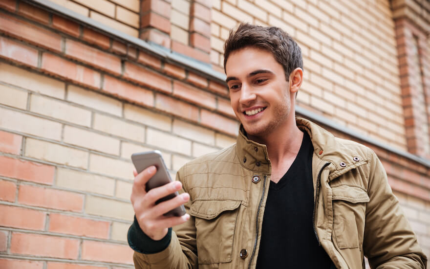 How to download videos and audio from Facebook Messenger?